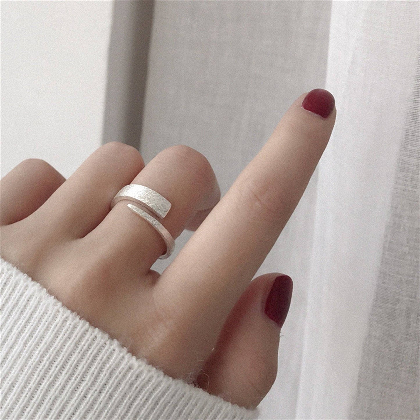 Niche Design Stackable Band Ring in 925 Sterling Silver